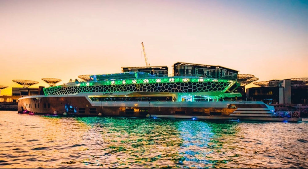 Lotus Mega Yacht Dinner Cruise – Dubai Marina